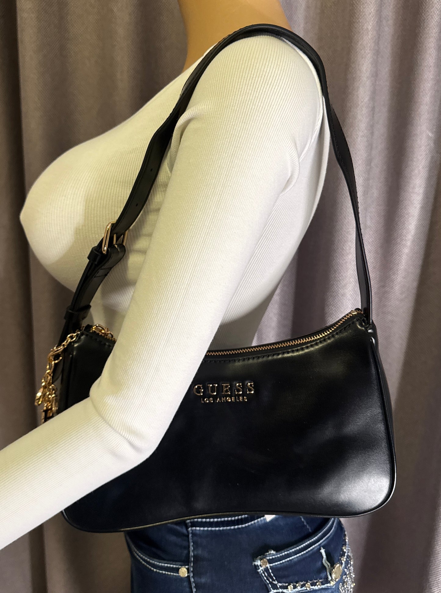 Cartera Guess Negra