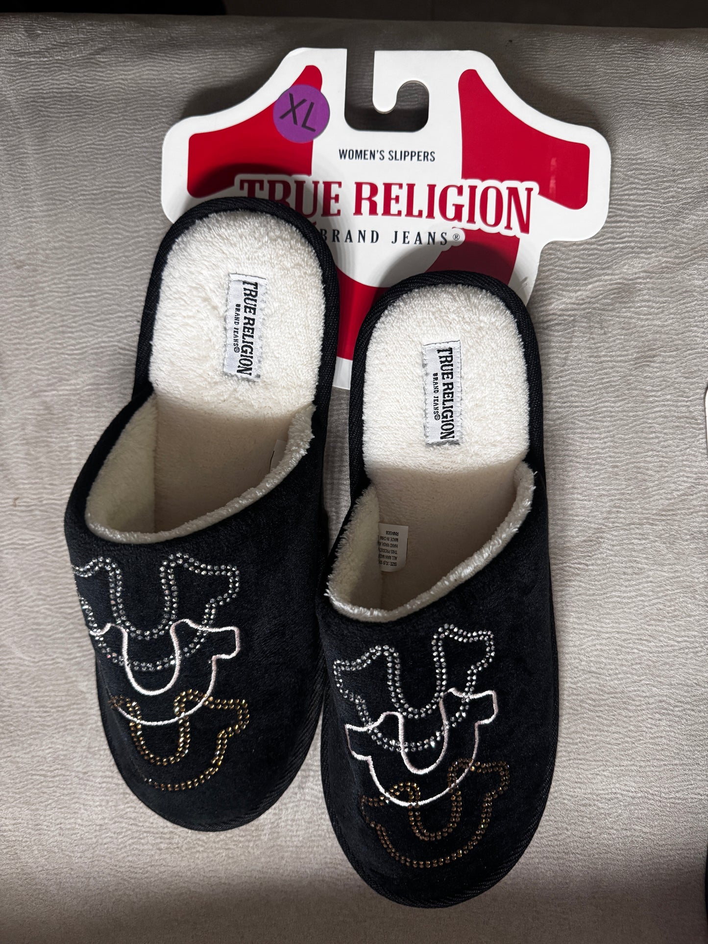 Pantuflas True Religion Brillos