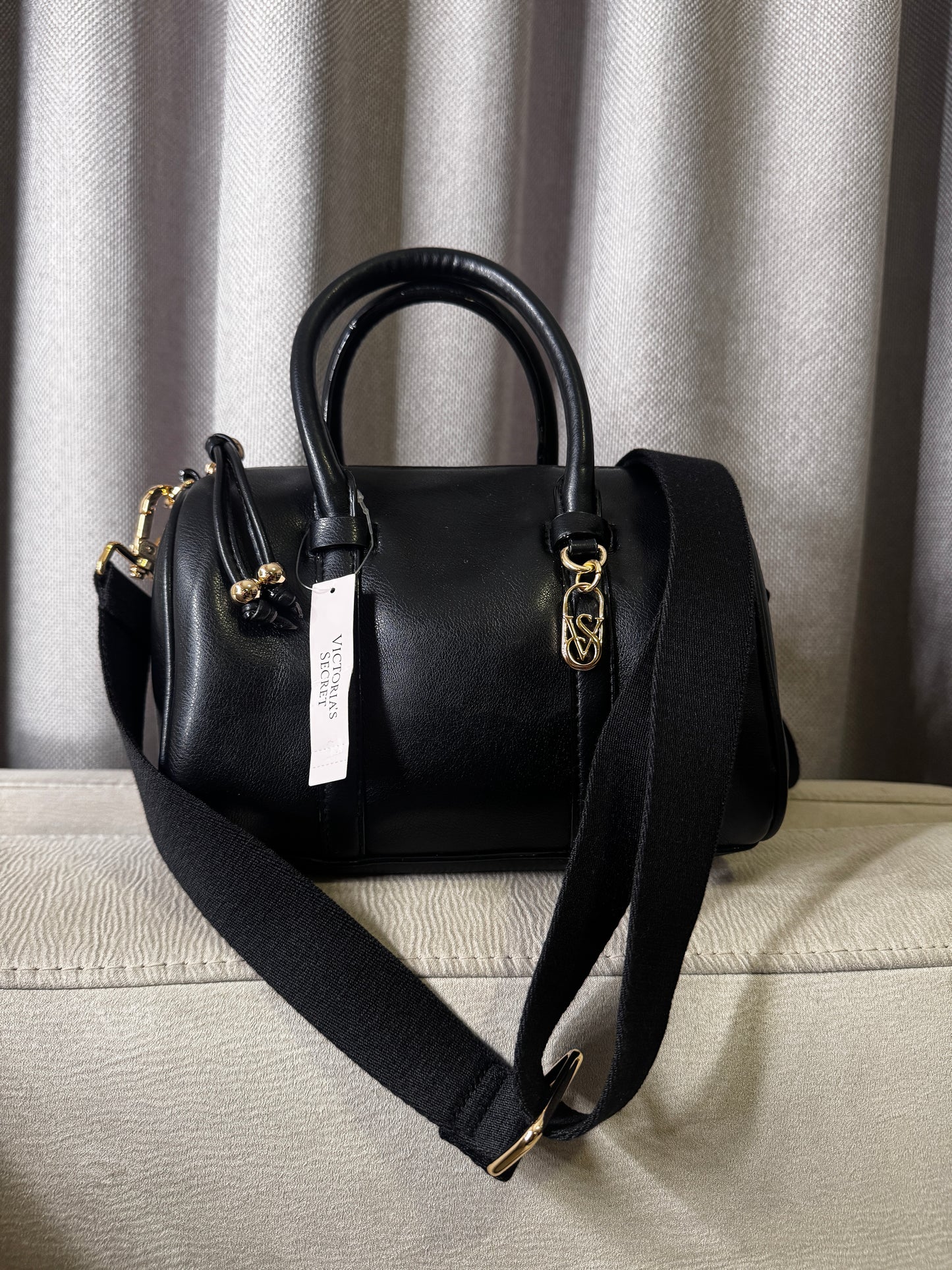 Cartera Victoria's Secret de mano y crossbody