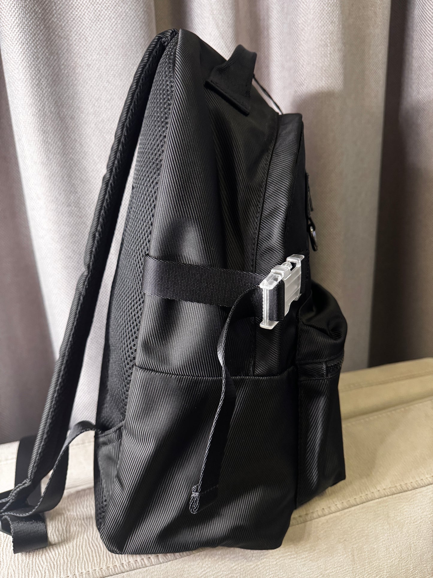 Mochila Armani Exchange – Black