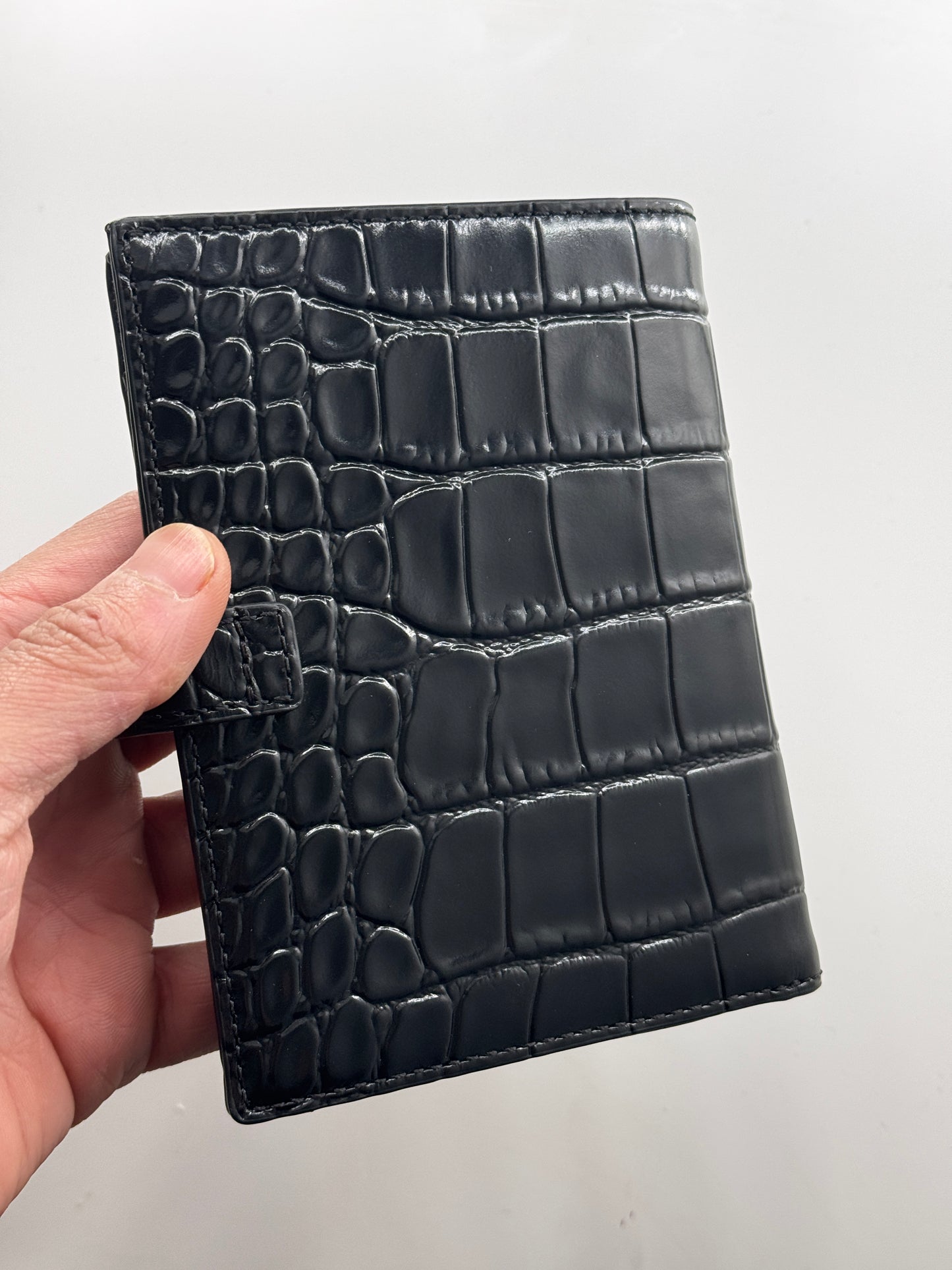 Porta pasaporte MK