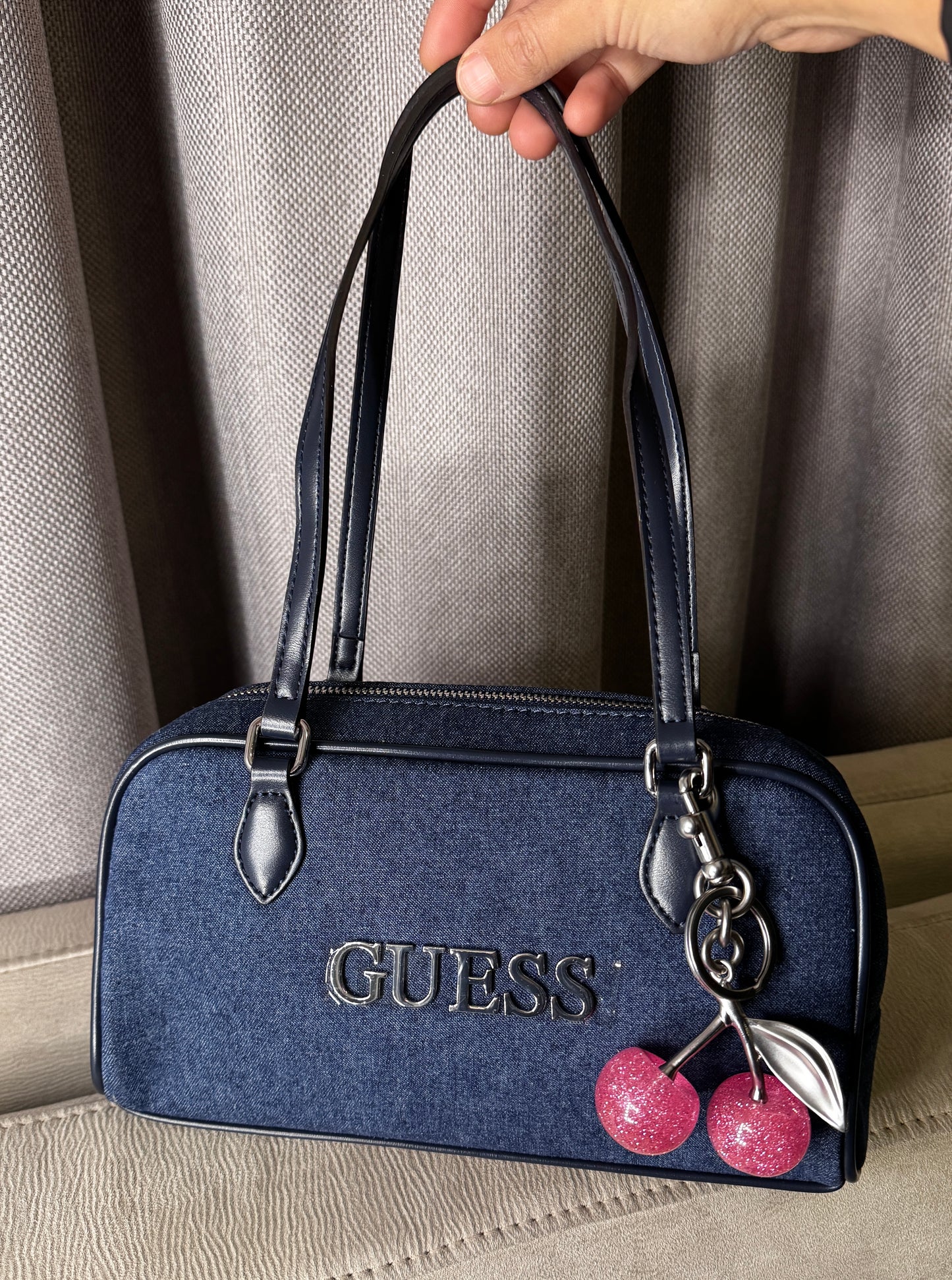 Cartera de Hombro Guess