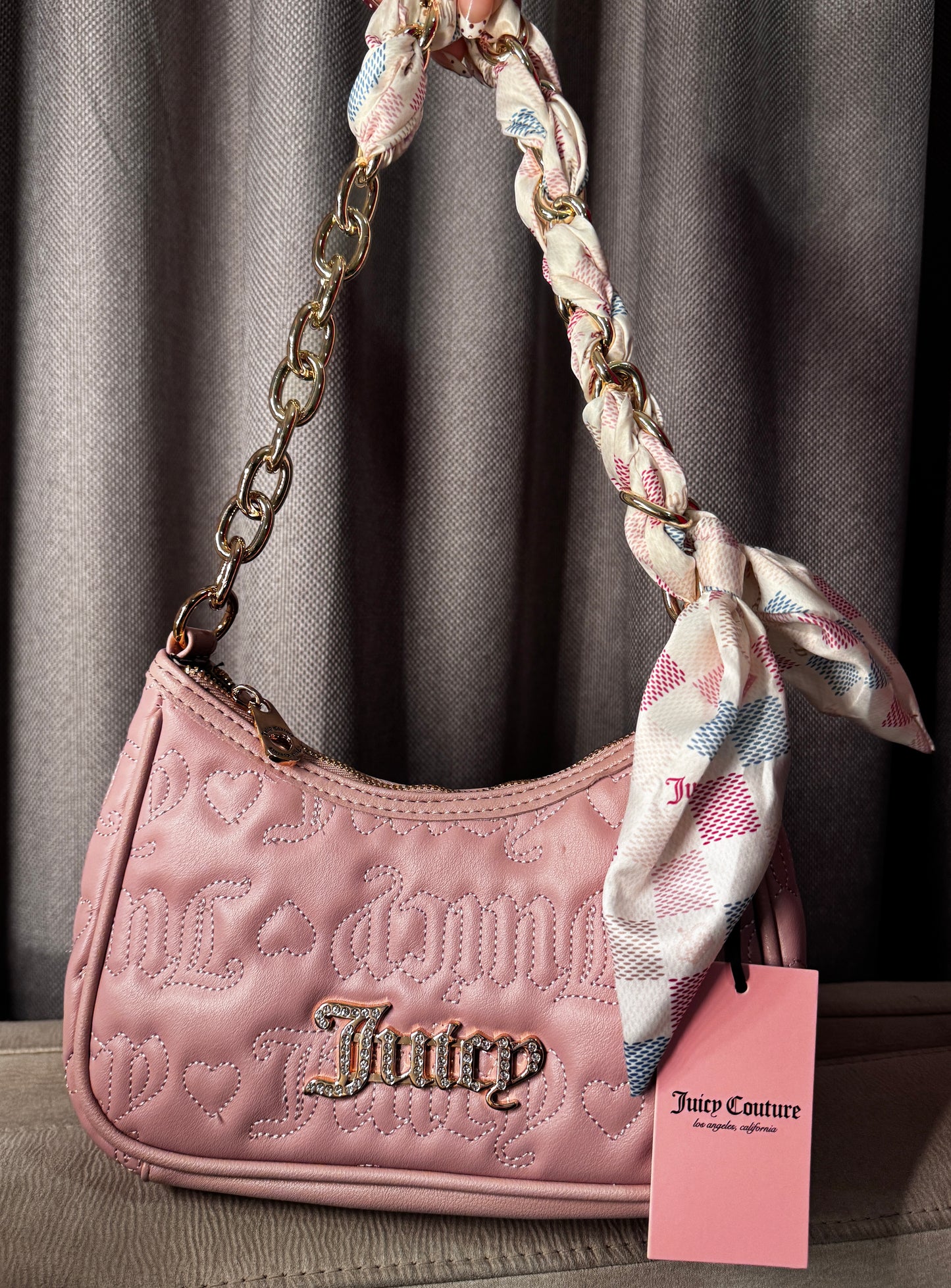 Cartera de Hombro Juicy Couture Rosa Acolchada con Pañuelo