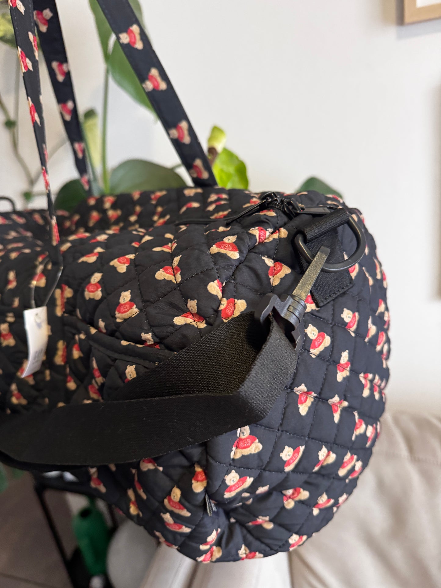 Bolso Gap bear
