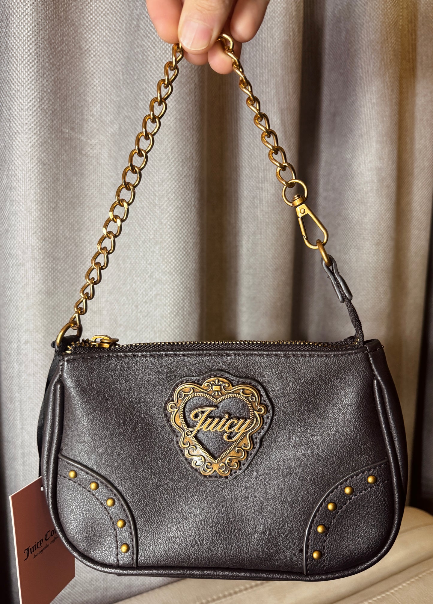 Cartera de hombro Juicy Couture pequeña Chocolate