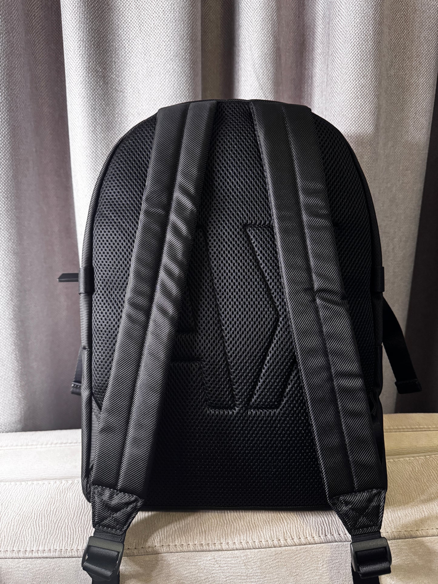 Mochila Armani Exchange – Black