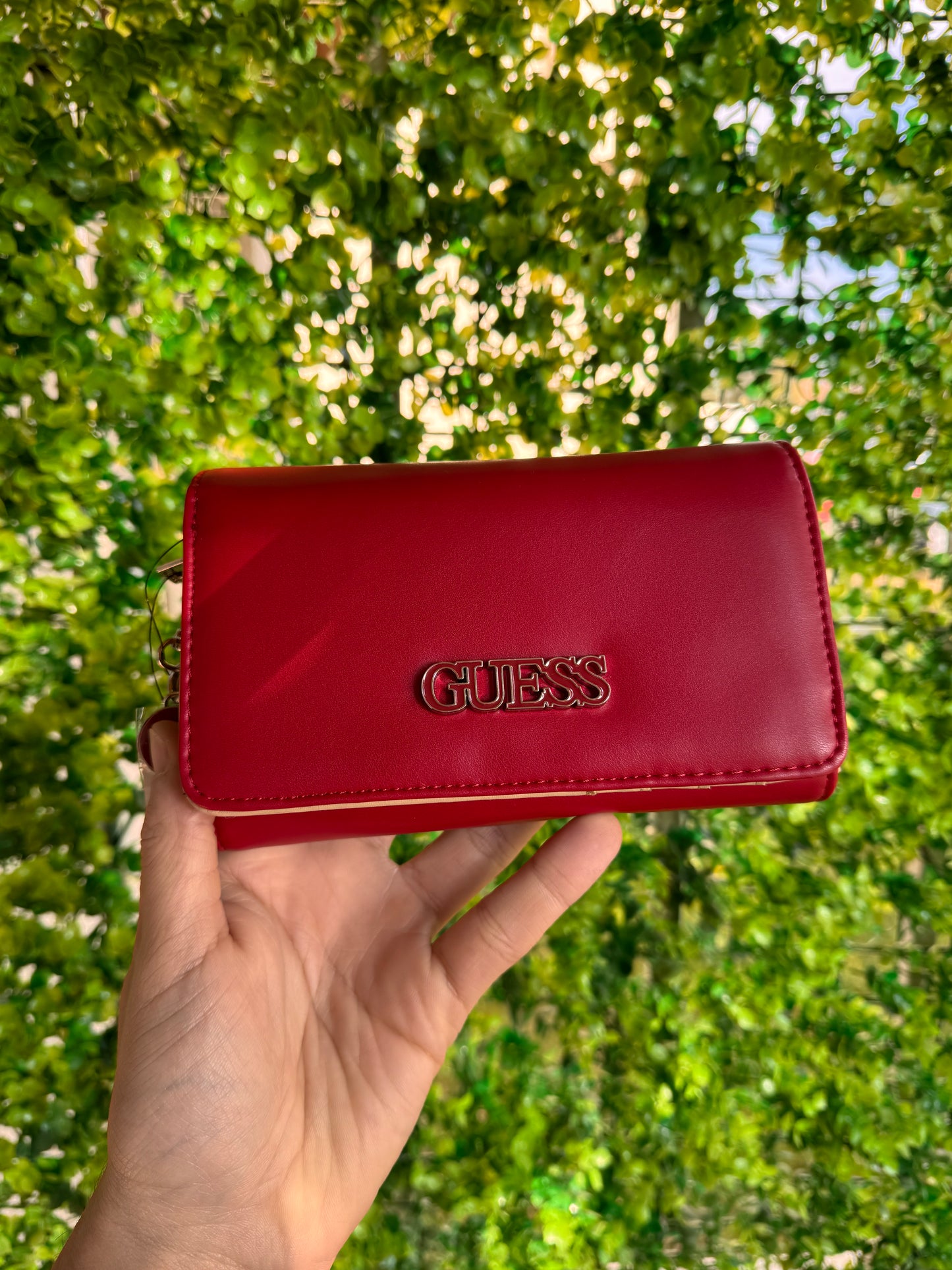Billetera Guess