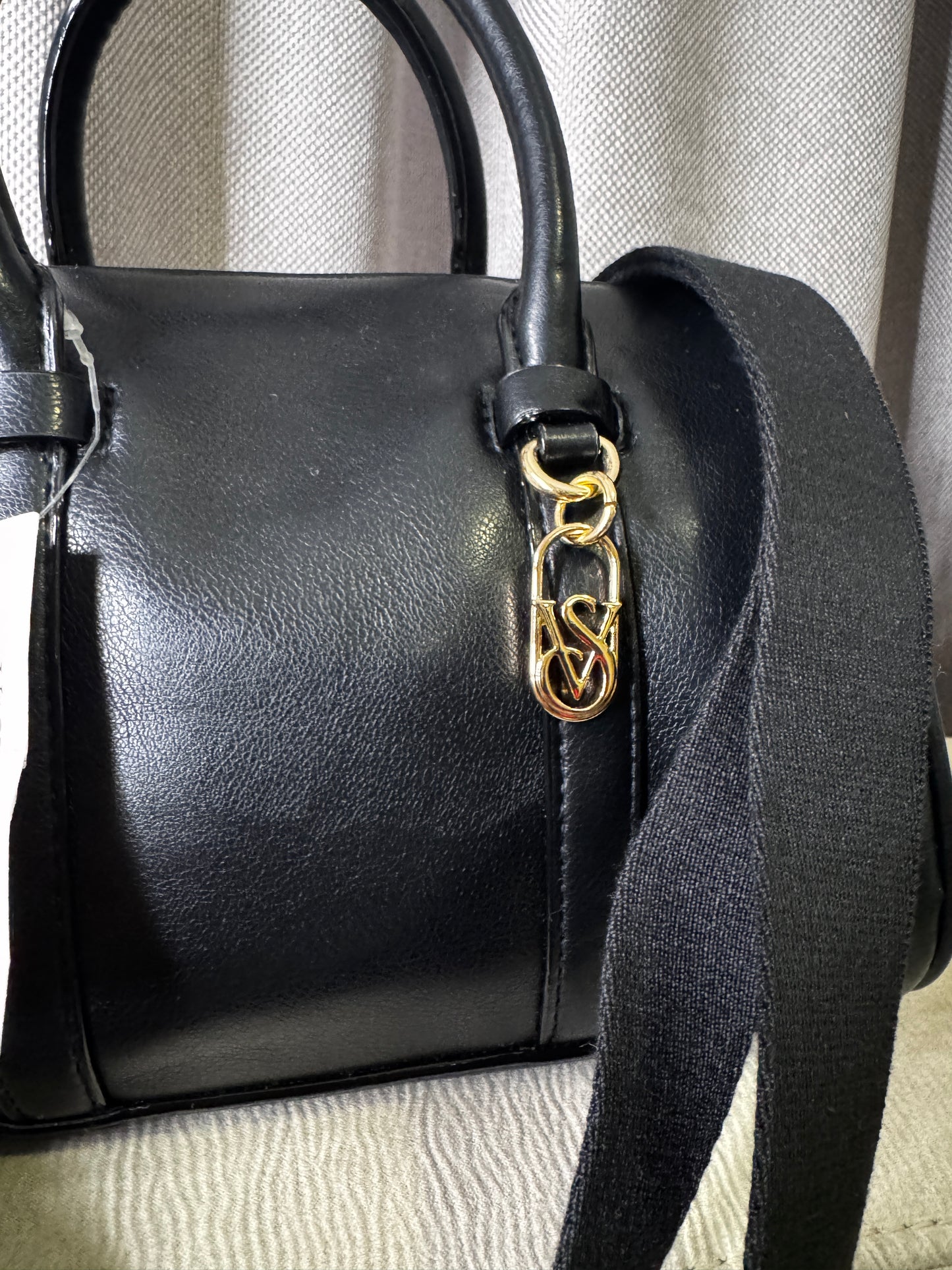 Cartera Victoria's Secret de mano y crossbody