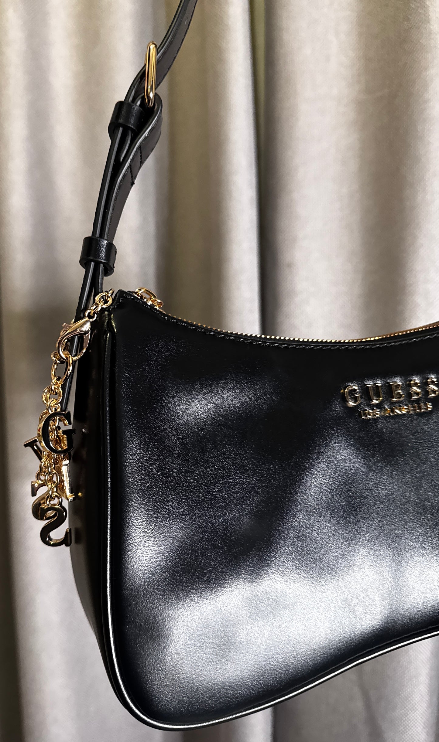 Cartera Guess Negra