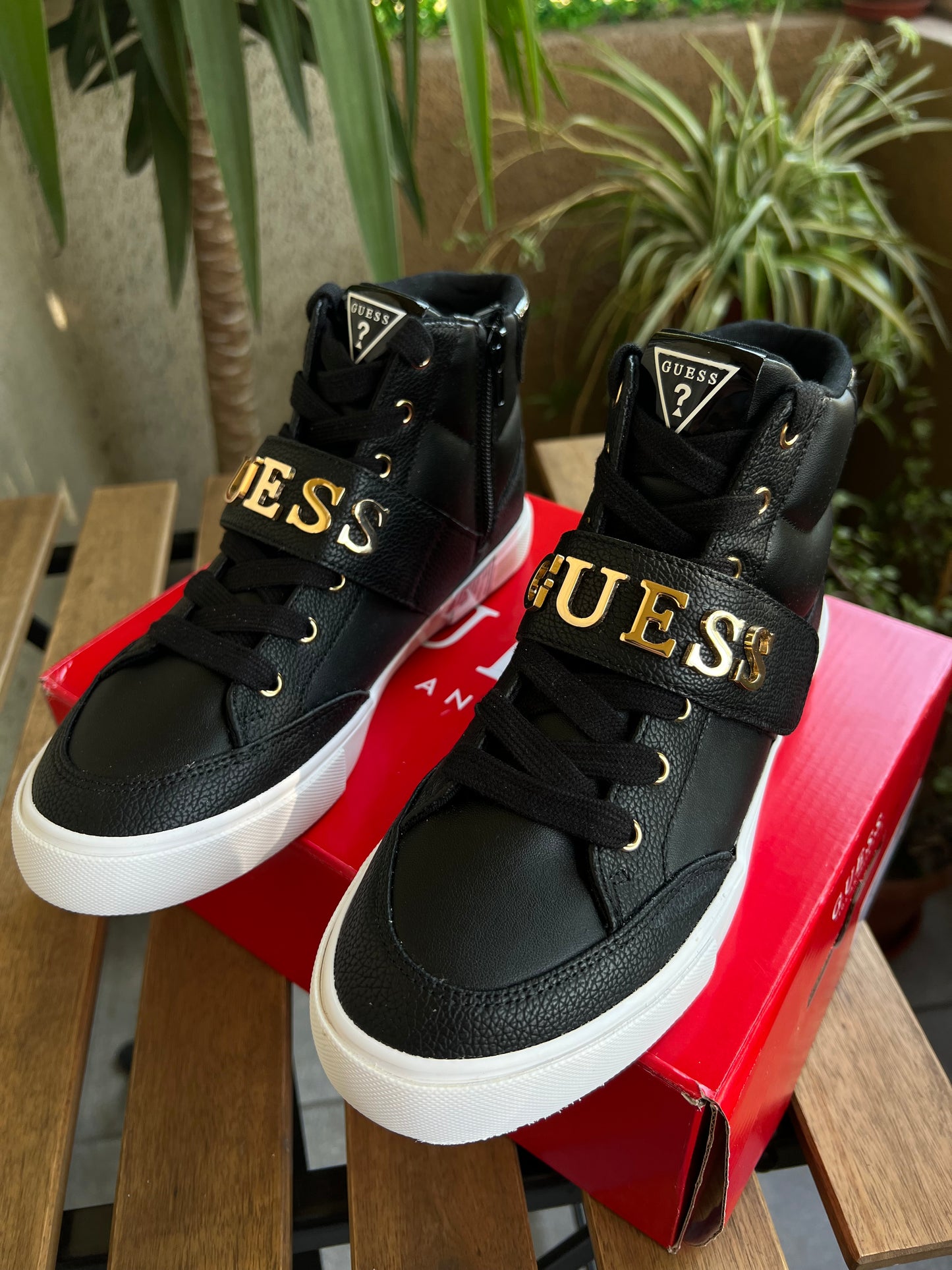 Zapatillas Guess