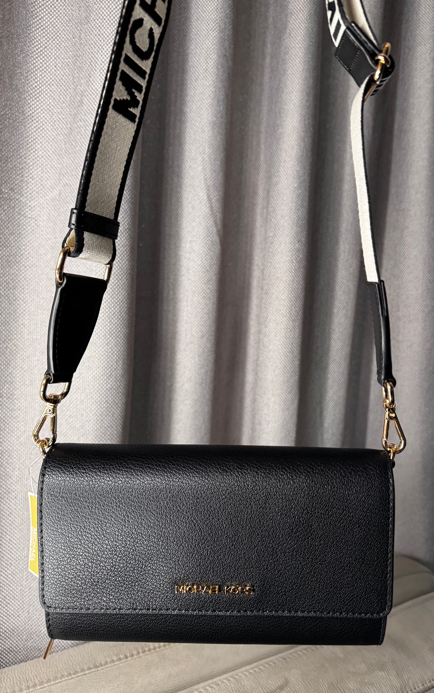 Crossbody Michael Kors Jet Set – Negro