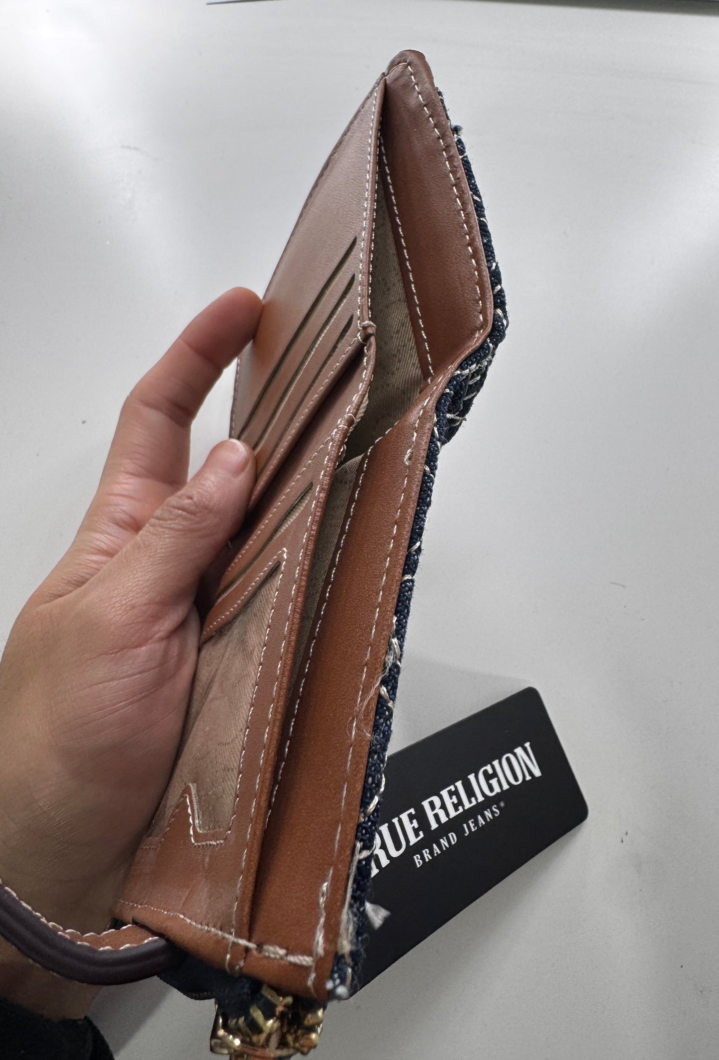 Tarjetero True Religion