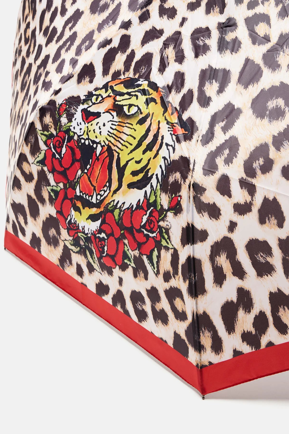 Paraguas Ed Hardy
